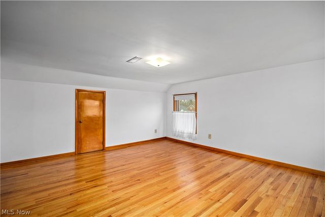 137 Lafayette Street, Elyria, OH 44035