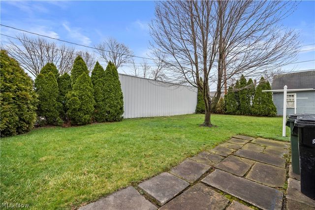 137 Lafayette Street, Elyria, OH 44035