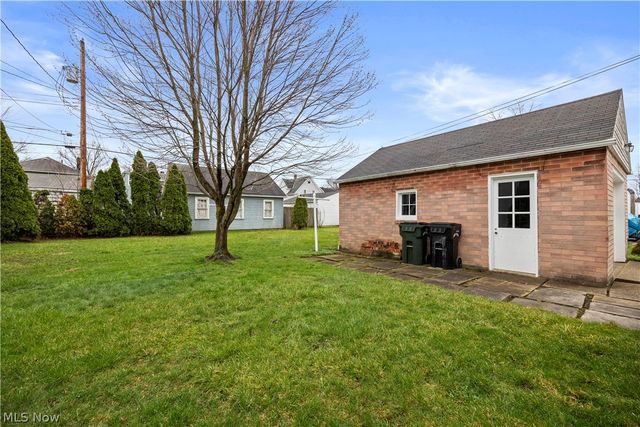 137 Lafayette Street, Elyria, OH 44035