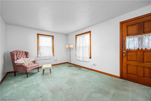 137 Lafayette Street, Elyria, OH 44035