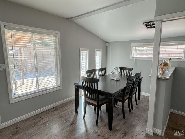 1704 Anita Lane, Bakersfield, CA 93304