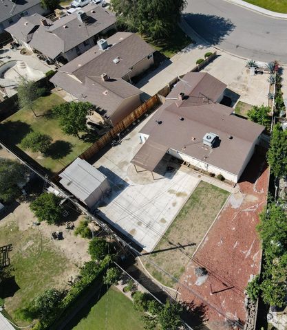 1704 Anita Lane, Bakersfield, CA 93304