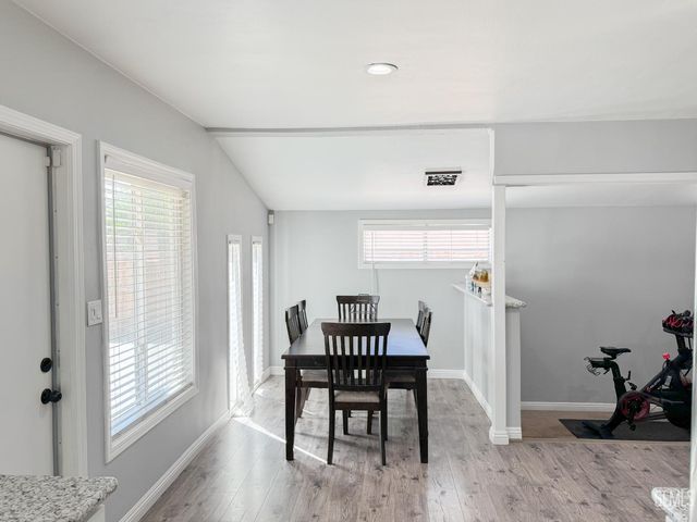 1704 Anita Lane, Bakersfield, CA 93304