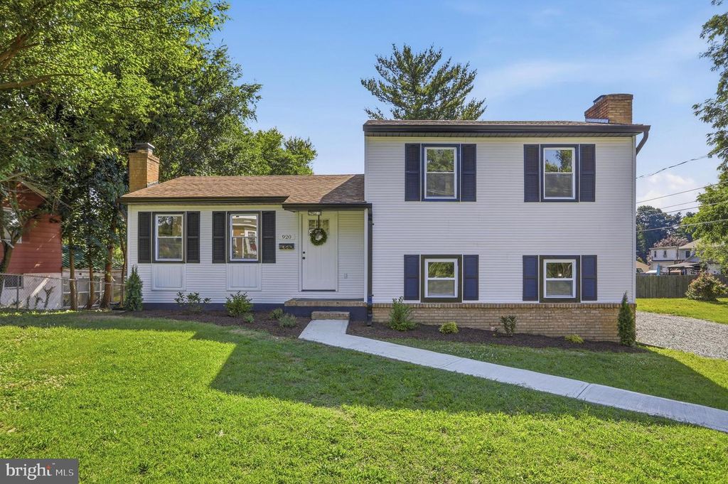 920 LINWOOD RD, Hagerstown, MD 21740