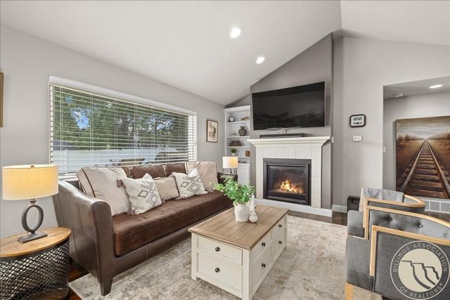 878 Tierra Drive, Billings, MT 59105