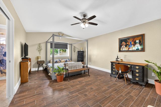 12212 Mustang DR, Buda, TX 78610