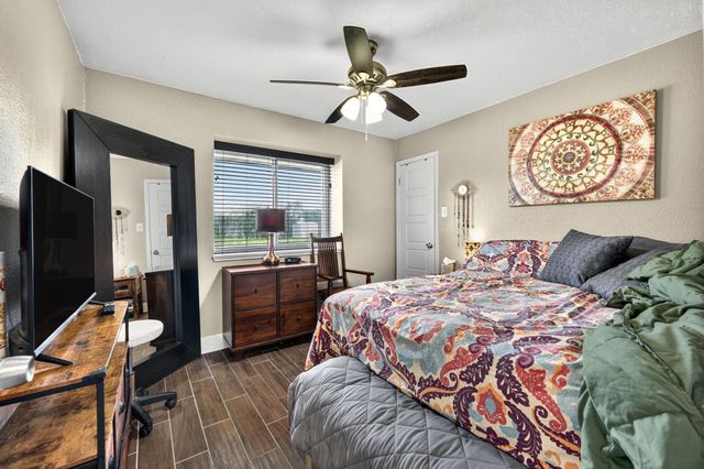 12212 Mustang DR, Buda, TX 78610