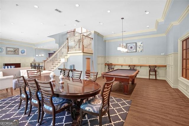 5464 Glenridge View NE, Atlanta, GA 30342