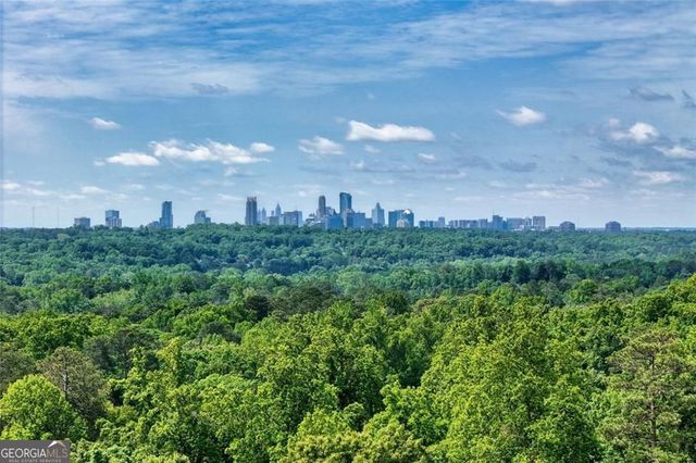 5464 Glenridge View NE, Atlanta, GA 30342