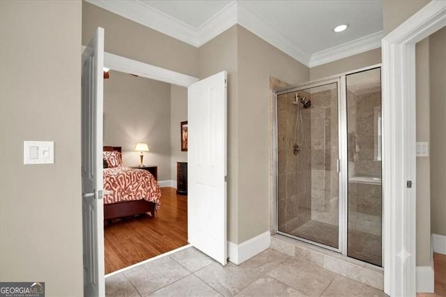 5464 Glenridge View NE, Atlanta, GA 30342