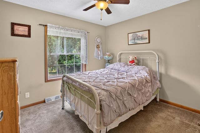 340 Richards Road, Bay City, MI 48706
