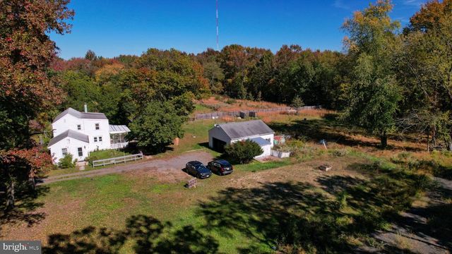 8 SHINNEY LN, Trenton, NJ 08648