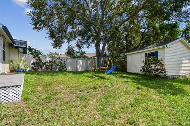 1071 LEXINGTON COURT, Largo, FL 33771