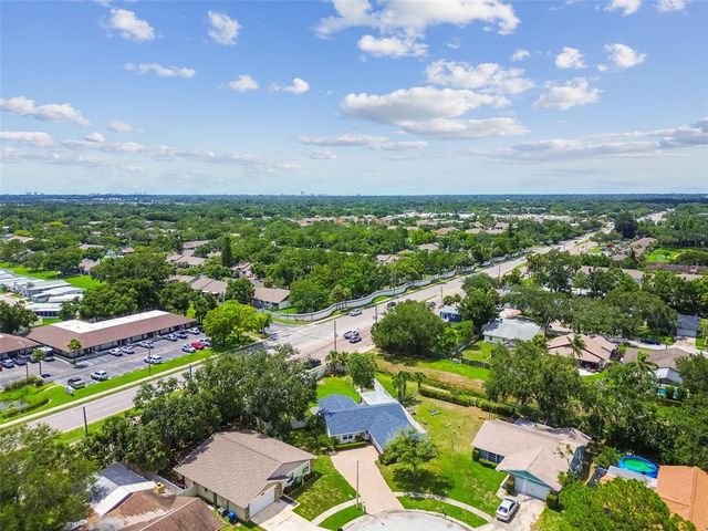 1071 LEXINGTON COURT, Largo, FL 33771