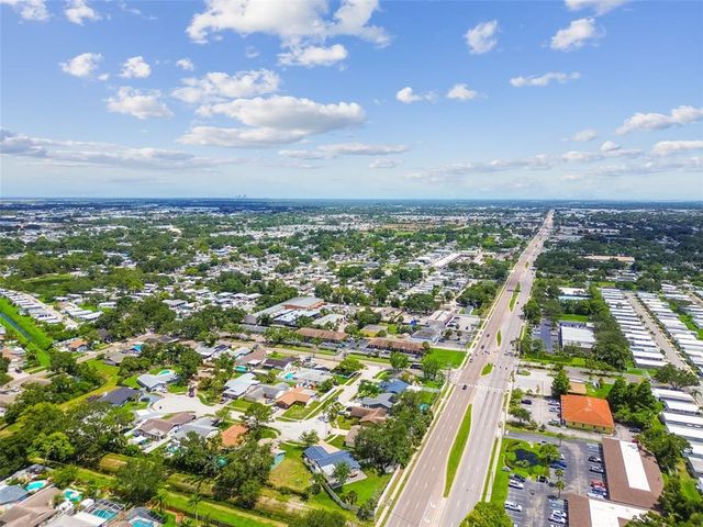 1071 LEXINGTON COURT, Largo, FL 33771
