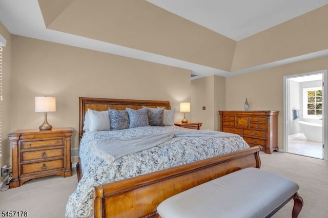 4 Mcmanus Dr, Bridgewater Twp., NJ 08807