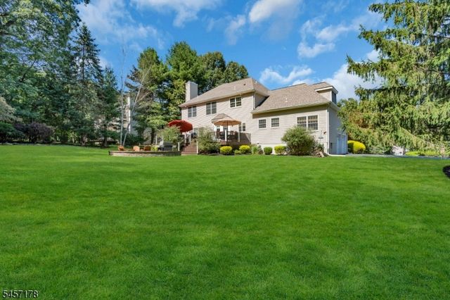4 Mcmanus Dr, Bridgewater Twp., NJ 08807