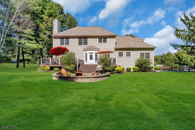 4 Mcmanus Dr, Bridgewater Twp., NJ 08807