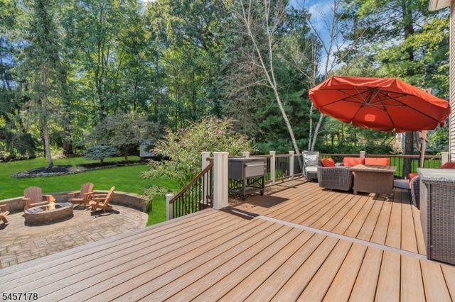 4 Mcmanus Dr, Bridgewater Twp., NJ 08807