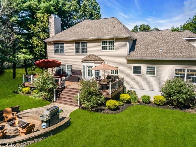 4 Mcmanus Dr, Bridgewater Twp., NJ 08807