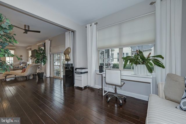 20 GENOVA DR, West Berlin, NJ 08091