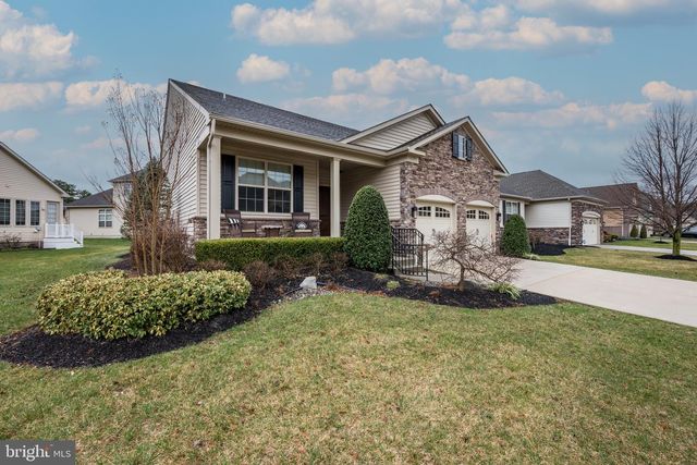 20 GENOVA DR, West Berlin, NJ 08091