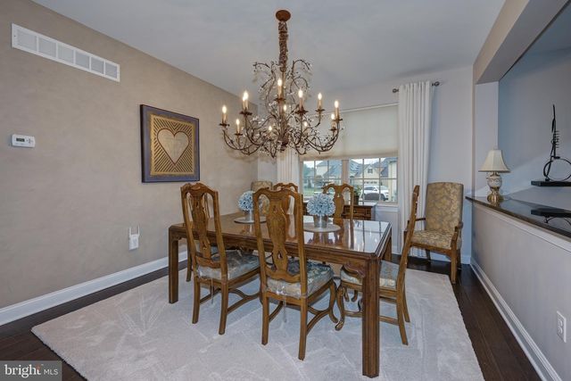 20 GENOVA DR, West Berlin, NJ 08091