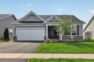 1S064 Rhoads Way, Winfield, IL 60190