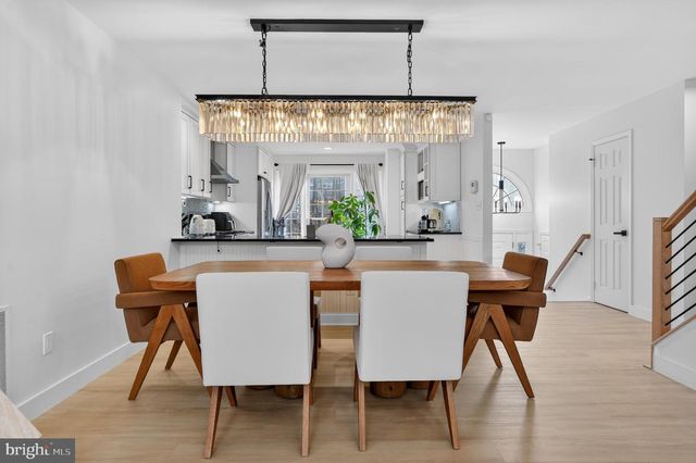 11433 HERITAGE OAK CT, Reston, VA 20194