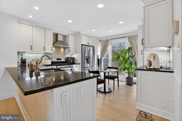 11433 HERITAGE OAK CT, Reston, VA 20194