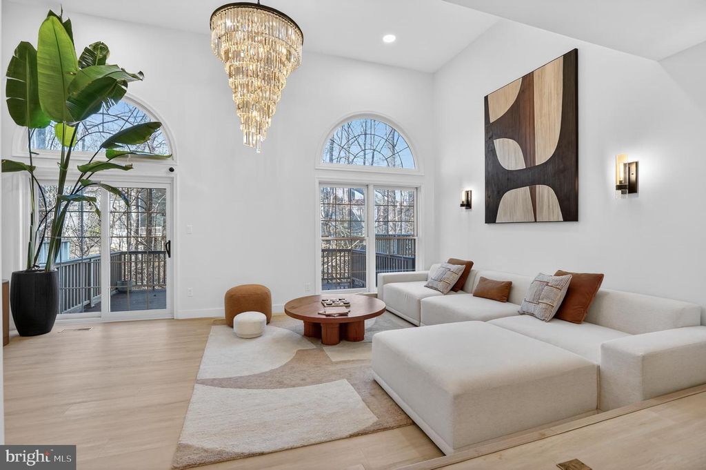 11433 HERITAGE OAK CT, Reston, VA 20194