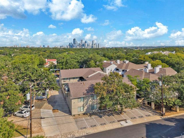 1307 Norwalk LN 206, Austin, TX 78703