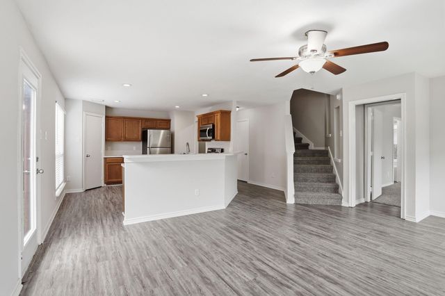 2325 Shady Tree Lane, Conroe, TX 77301