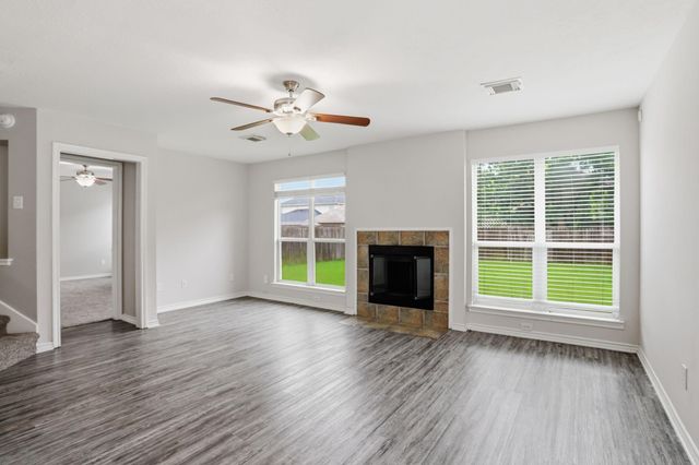 2325 Shady Tree Lane, Conroe, TX 77301