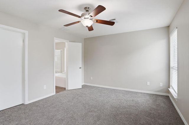 2325 Shady Tree Lane, Conroe, TX 77301