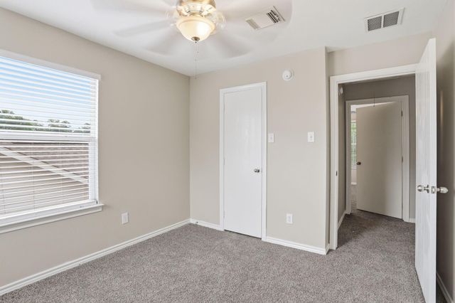 2325 Shady Tree Lane, Conroe, TX 77301