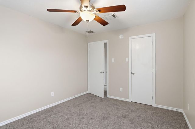 2325 Shady Tree Lane, Conroe, TX 77301