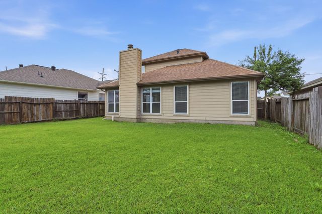 2325 Shady Tree Lane, Conroe, TX 77301
