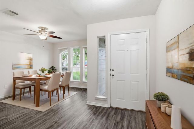 2325 Shady Tree Lane, Conroe, TX 77301