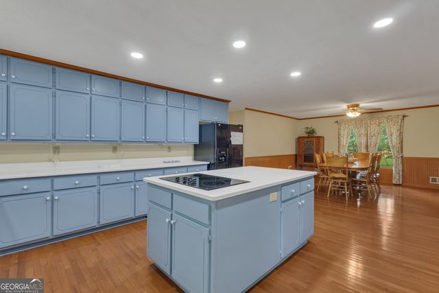 154 Tanglewood Lane, Sharpsburg, GA 30277