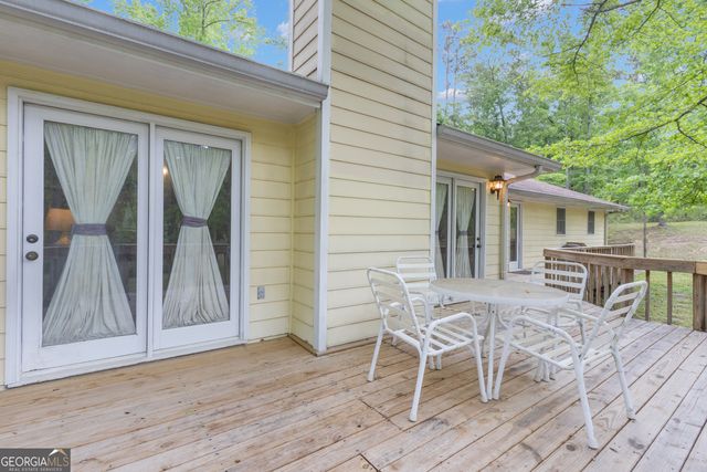 154 Tanglewood Lane, Sharpsburg, GA 30277
