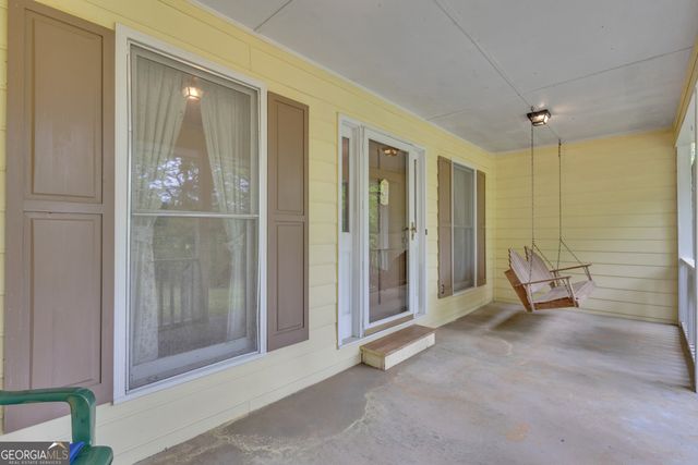 154 Tanglewood Lane, Sharpsburg, GA 30277