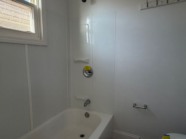 303 Central Avenue, Norwich, CT 06360