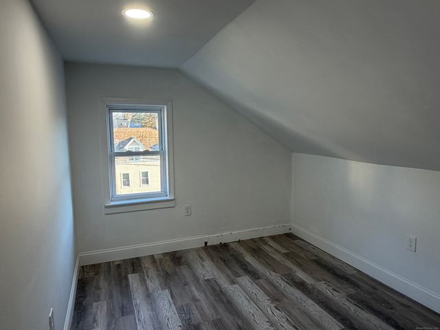 303 Central Avenue, Norwich, CT 06360