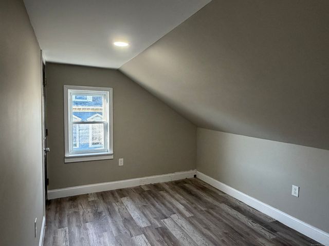 303 Central Avenue, Norwich, CT 06360