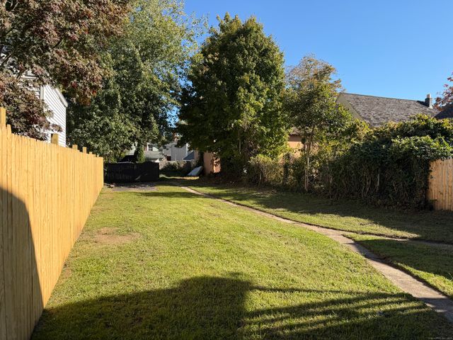 303 Central Avenue, Norwich, CT 06360