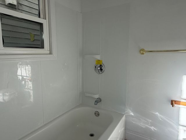 303 Central Avenue, Norwich, CT 06360