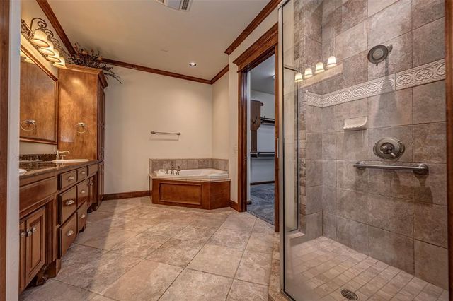 6821 Cypress Hollow, Edmond, OK 73034