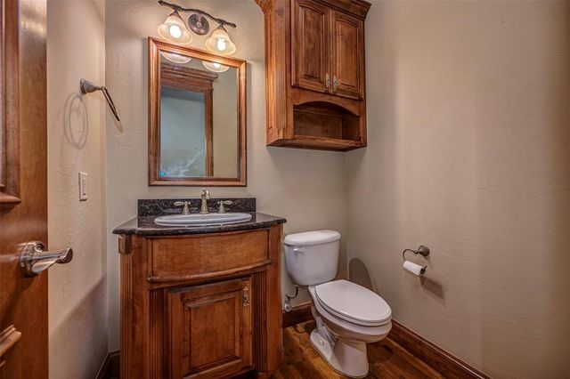 6821 Cypress Hollow, Edmond, OK 73034