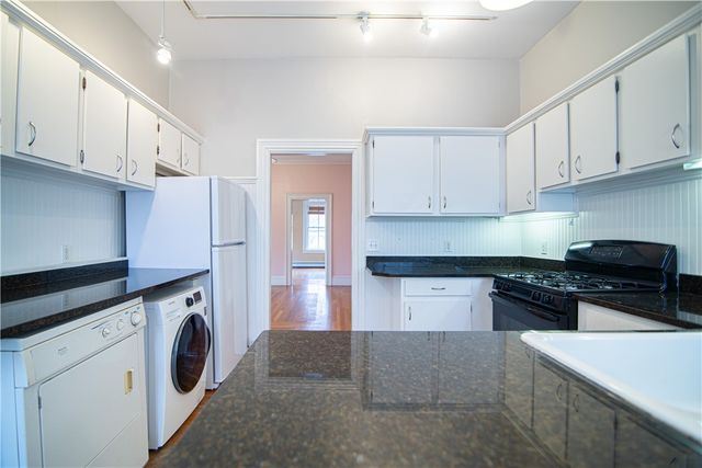 68 Dexter Street 1, Providence, RI 02909